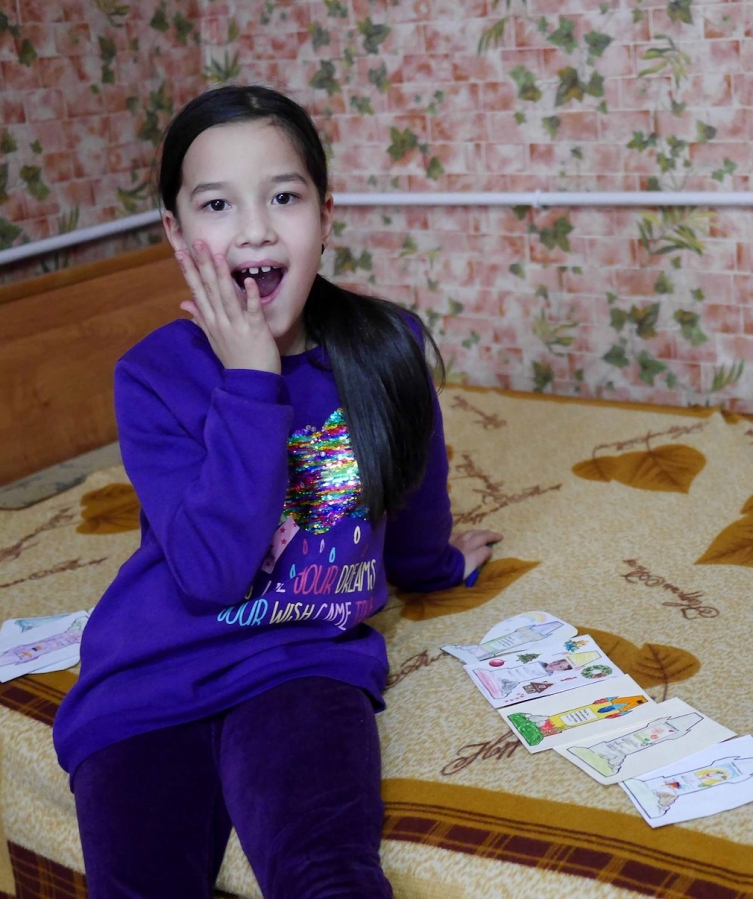 Dziewczynka z kościoła domowego Azja Centralna