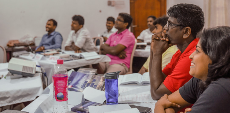 Szkolenie dla prześladowanych chrześcijan w Sri Lance