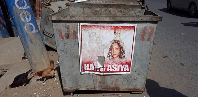 Zdjęcie: Ten plakat w Pakistanie wzywa do egzekucji Asi Bibi