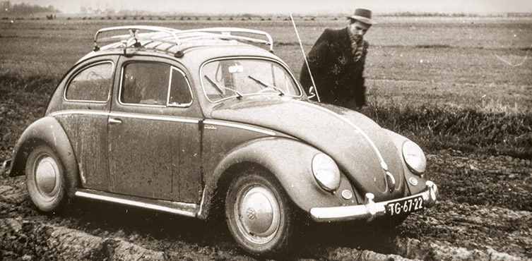 Brat Andrew z Beetle w Jugosławii