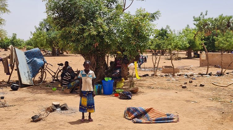 NIGER: CHRZEŚCIJANIE UCIEKAJĄ PO WPROWADZENIU NOWYCH PRAW PRZEZ ISLAMISTÓW 
