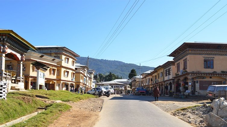 BHUTAN: Odcięcie prądu i wody z powodu nabożeństw 