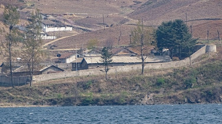 KOREA PÓŁNOCNA: „Nasza konstytucja gwarantuje wolność religijną”