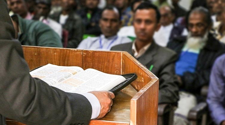 BANGLADESZ: Reforma konstytucyjna zagraża wolności religijnej