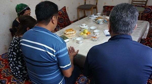 AZJA ŚRODKOWA: Mała społeczność poddana ogromnej presji 