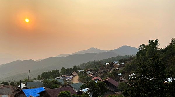 LAOS: Wybrali więzienie zamiast wolności